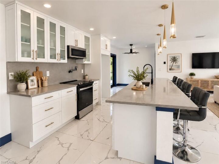 Property Photo:  5206 Pocatella Ct  FL 33904 