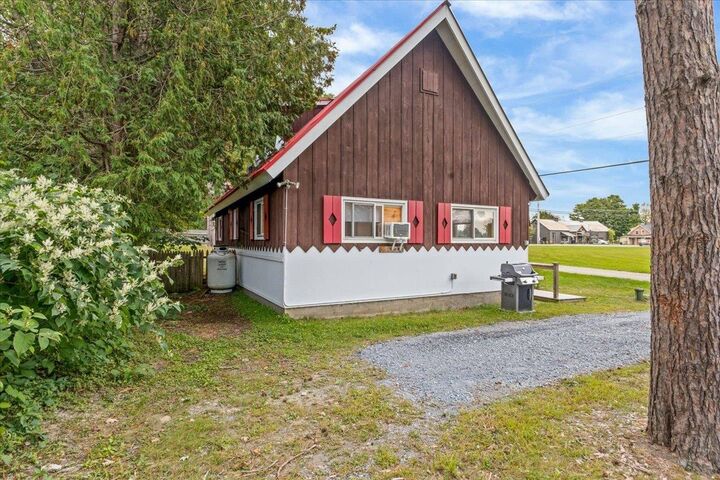 Property Photo: 14 Strom Farm Lane VT 05672