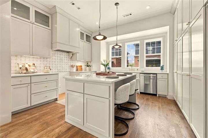 Property Photo:  440 NW Loblolly Lane  AR 72712 