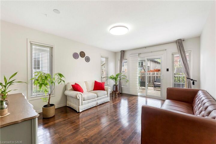 Property Photo:  1039 Hansler Road  ON L3C 7M5 
