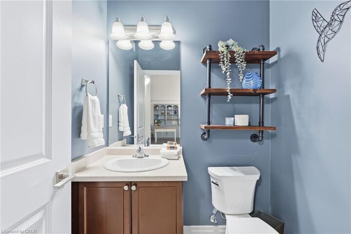 Property Photo:  170 Rockhaven Lane 321  ON L8B 1B5 