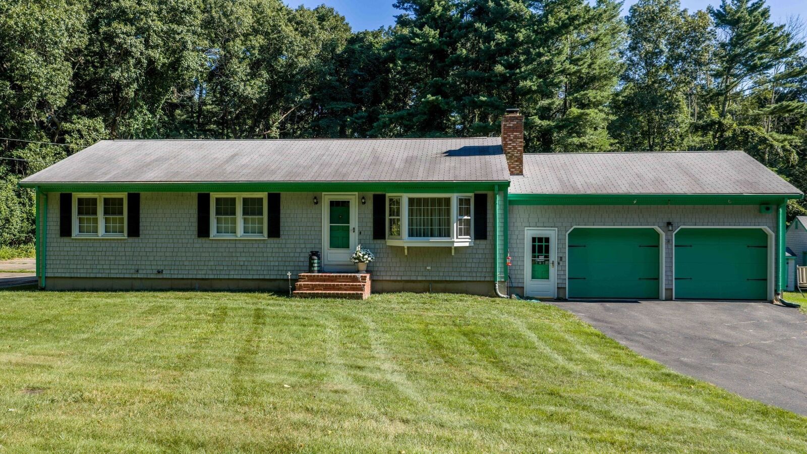 Property Photo:  1541 N Hixville Rd  MA 02747 