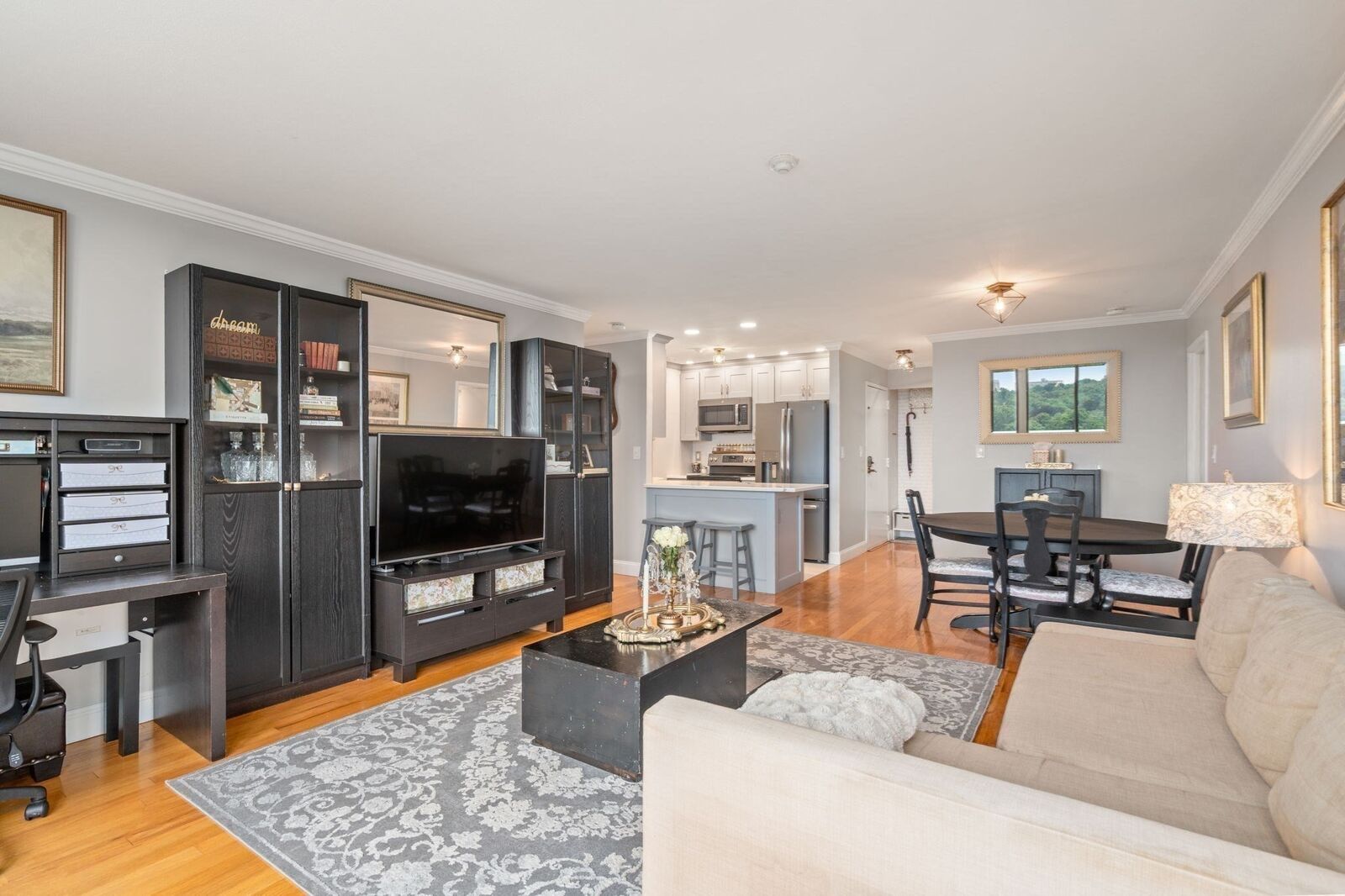 Property Photo:  77 Adams St 1009  MA 02169 