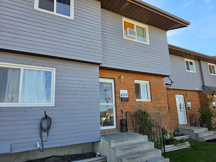 Property Photo: 4519 48 Street AB T4G 1W8