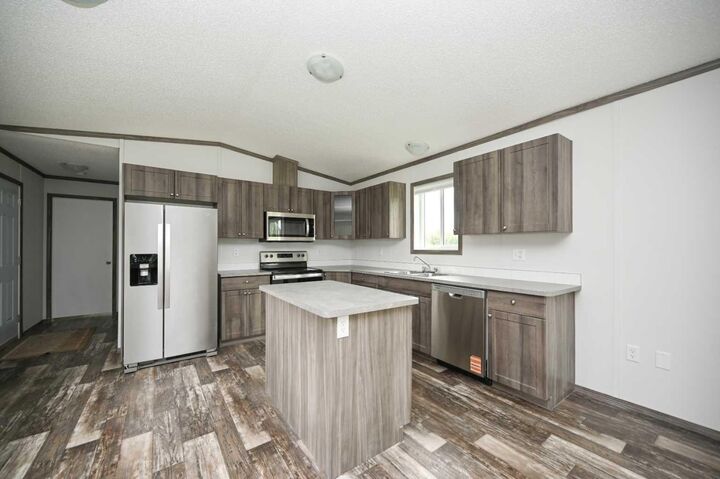 Property Photo:  660022 Range Road 225.5 #5  AB T9S 2B7 