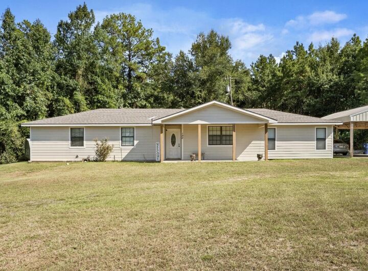 Property Photo:  196 Poor Boy Ln  LA 71439 