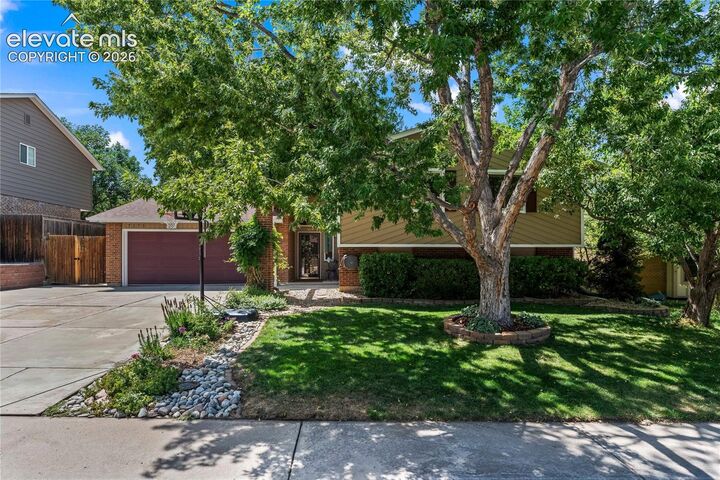 Property Photo:  7273 S Yarrow Way  CO 80128 