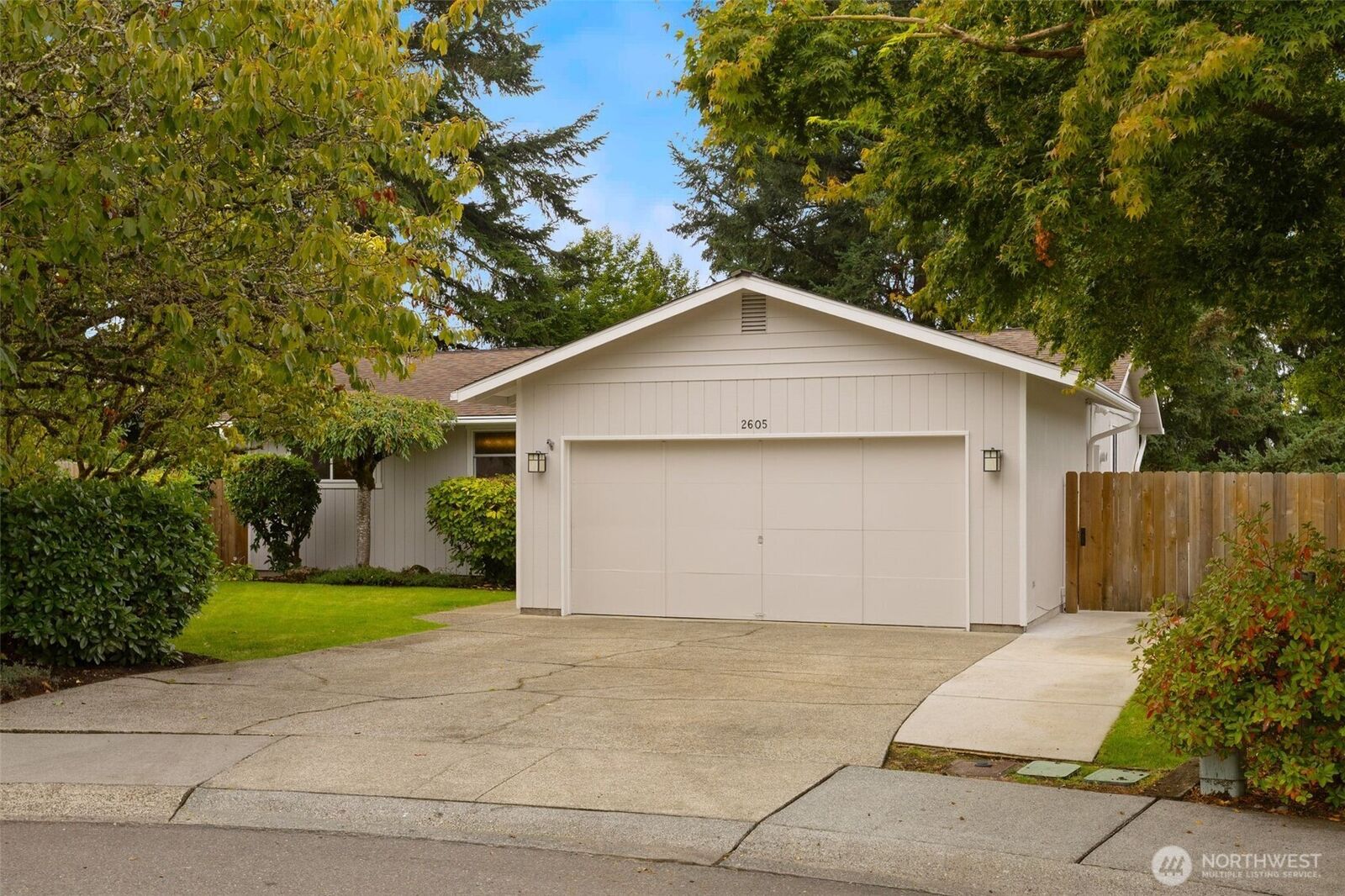 Property Photo: 2605 Camas Avenue NE WA 98056