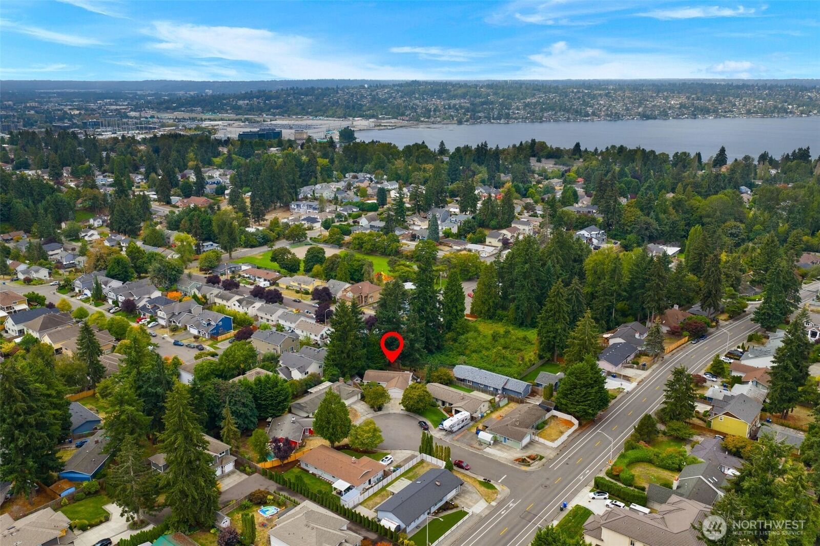 Property Photo: 2605 Camas Avenue NE WA 98056