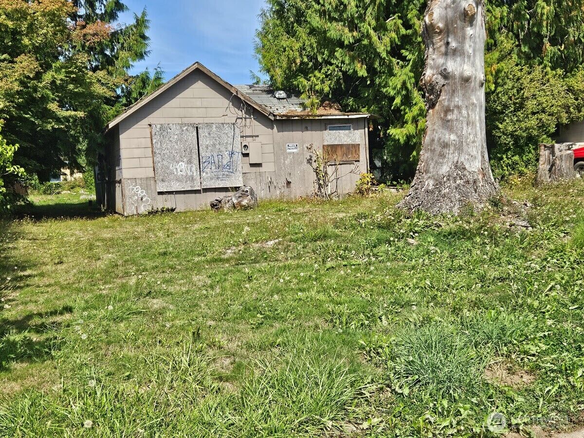 Property Photo:  911  Miller Street  WA 98626 