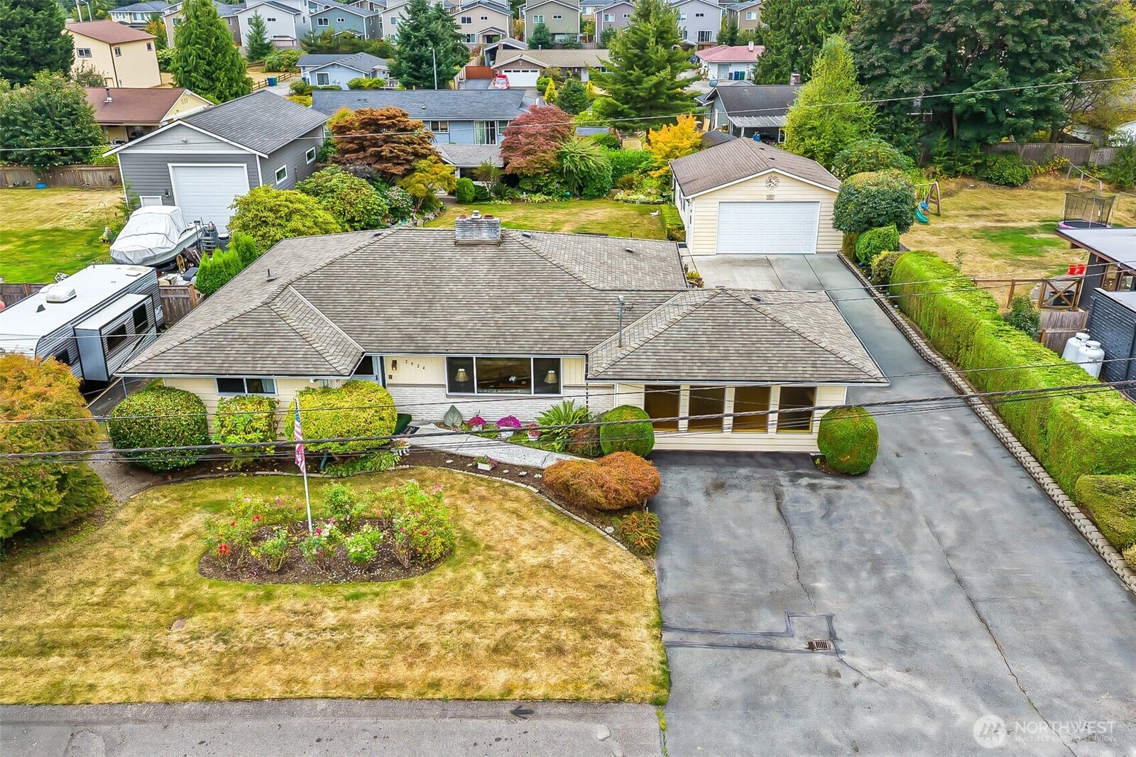 Property Photo: 2924 91st Street SE WA 98208