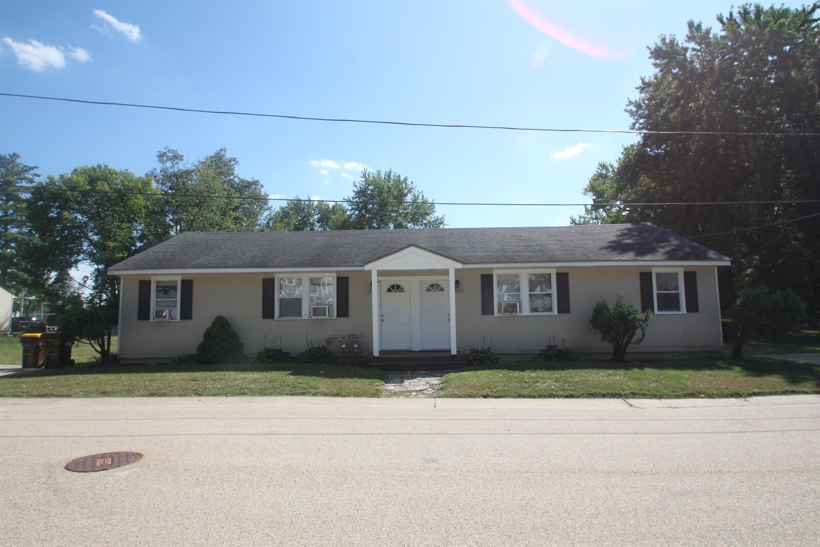 Property Photo:  1215 42nd Avenue  IL 61109 