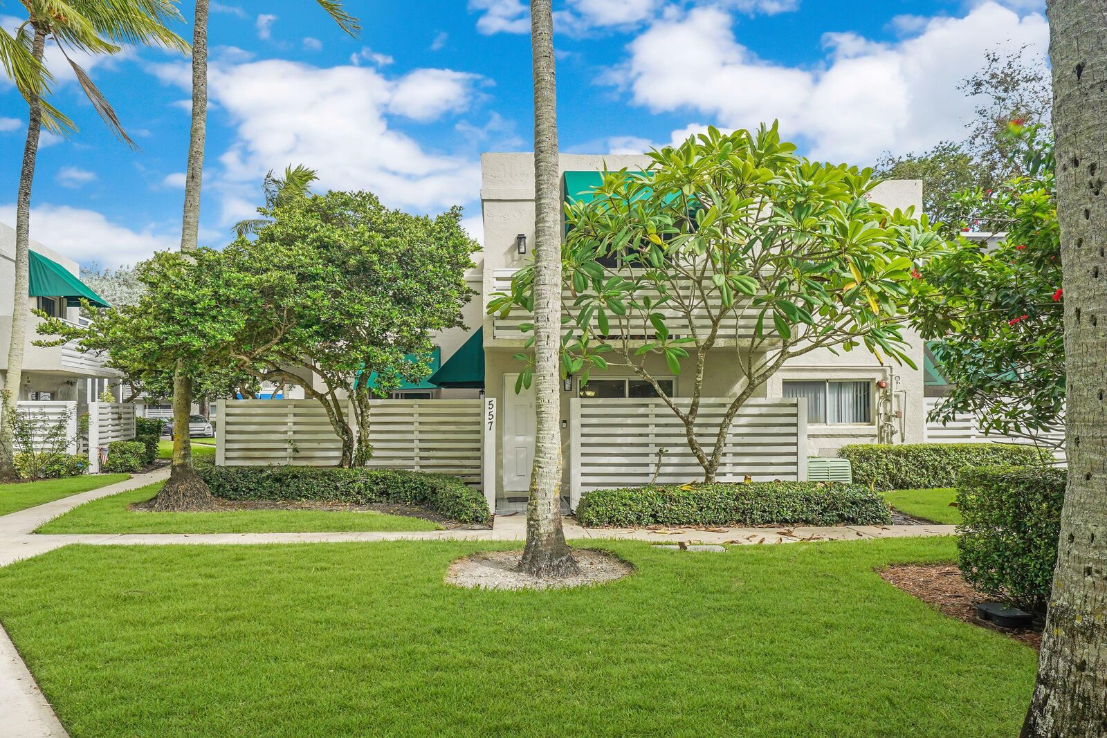 Property Photo: 557 NW 97th Avenue FL 33324