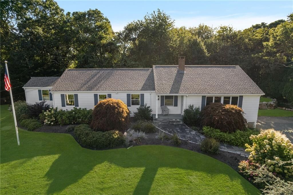 Property Photo:  251 Succotash Road  RI 02879 