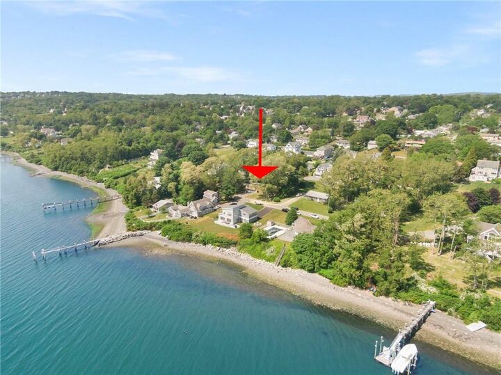 Property Photo: 10 Johnnycake Lane RI 02871