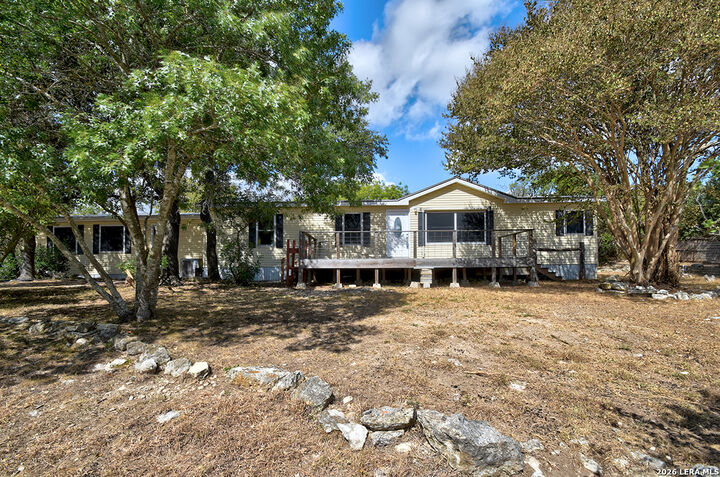 Property Photo:  181 Quercus Ln  TX 78070 