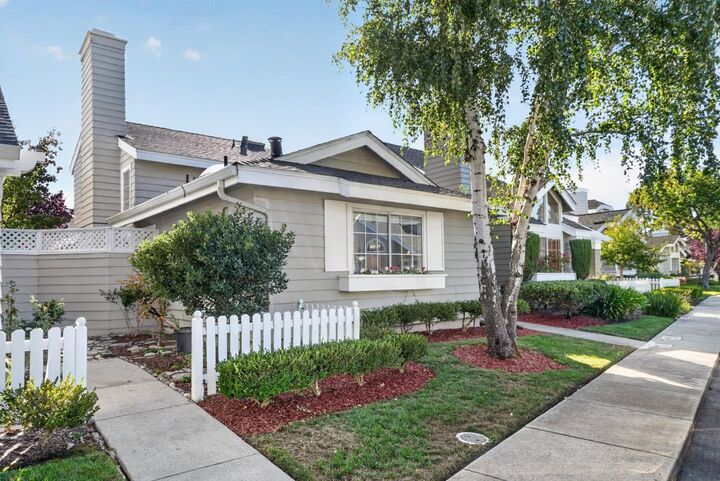 Property Photo:  316 Sea Cliff Lane  CA 94065 