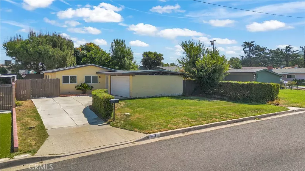 Property Photo: 1502 Lyndhurst CA 91745