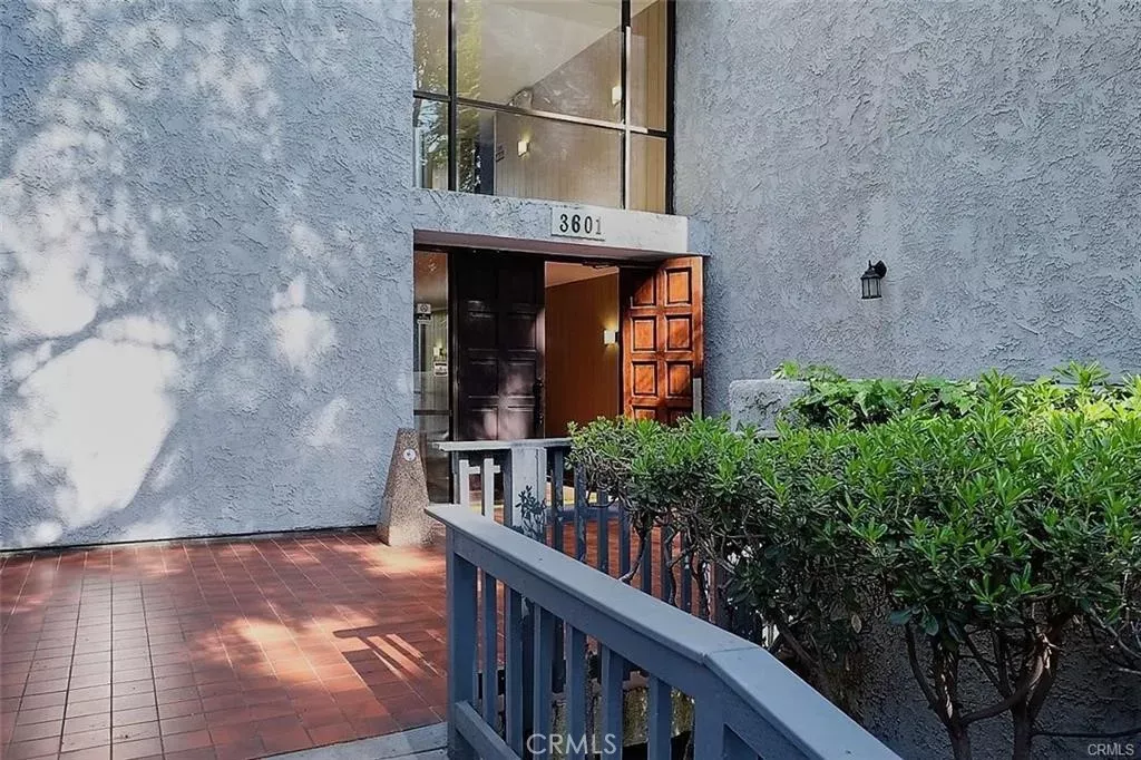 Property Photo:  3601 W Hidden Lane  CA 90274 