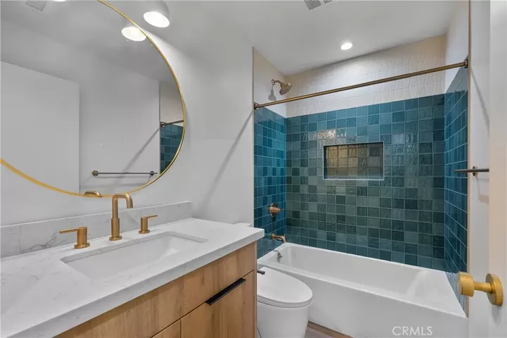 Property Photo:  414 S Avenue 56  CA 90042 
