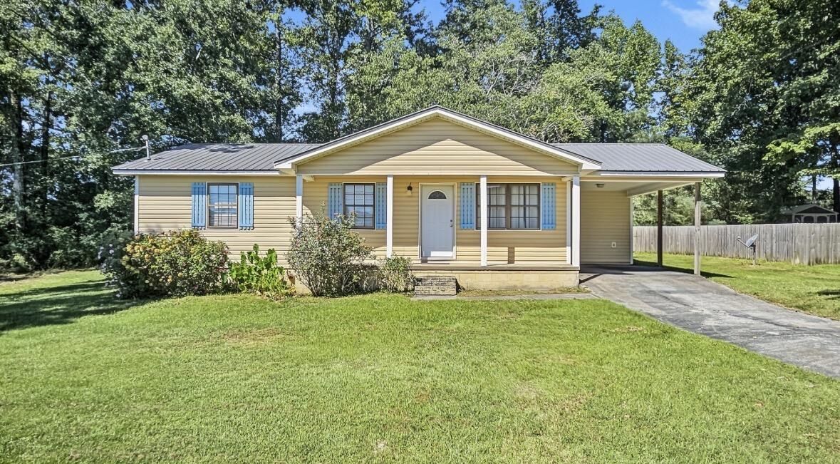 Property Photo:  125 Sycamore Ln  AL 35120 