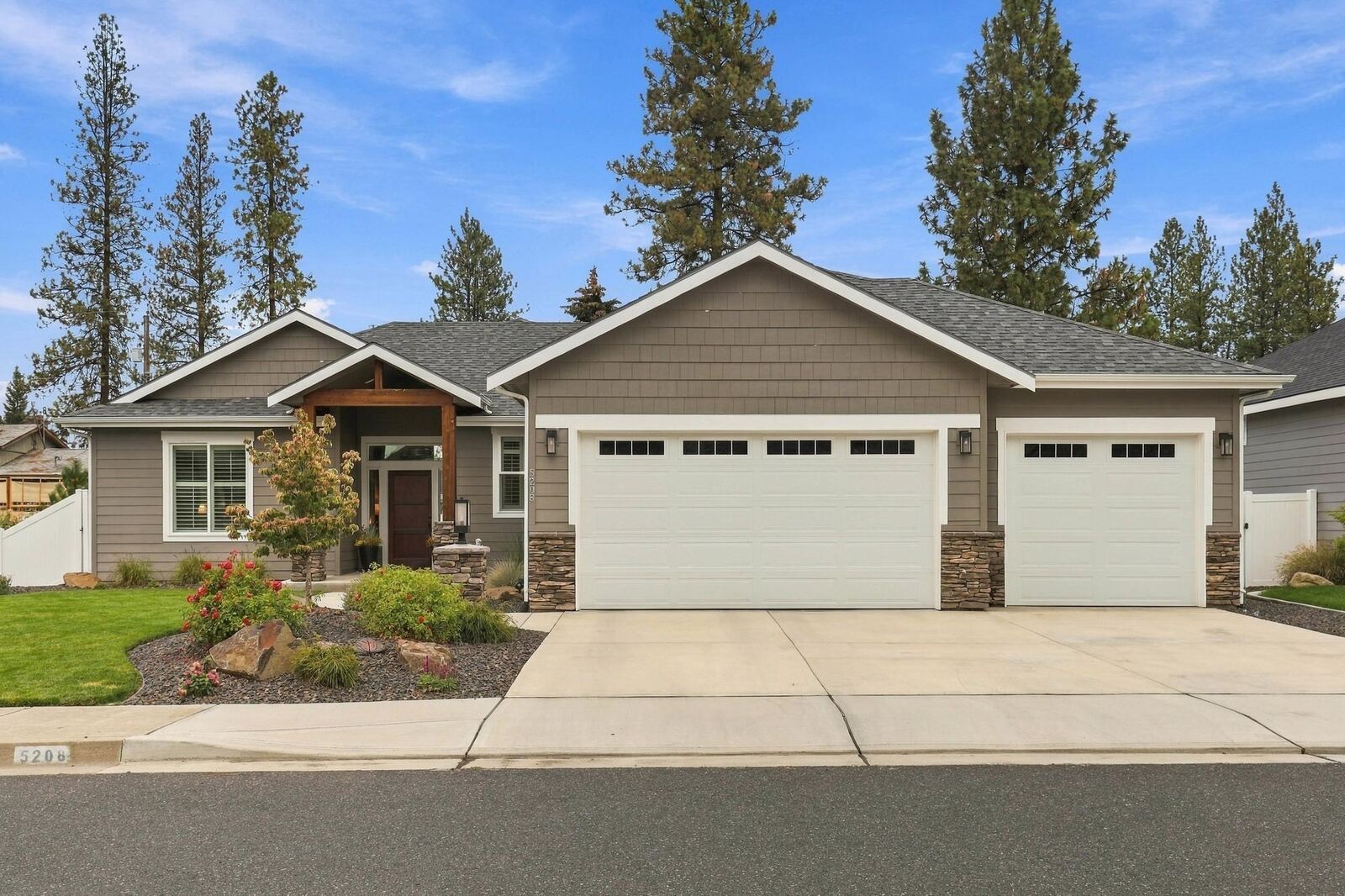 Property Photo:  5208 W Francis Ave  WA 99208 