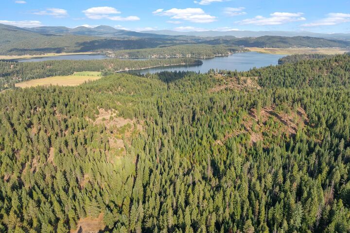 Property Photo:  Nka E Temple Rd  WA 99217 