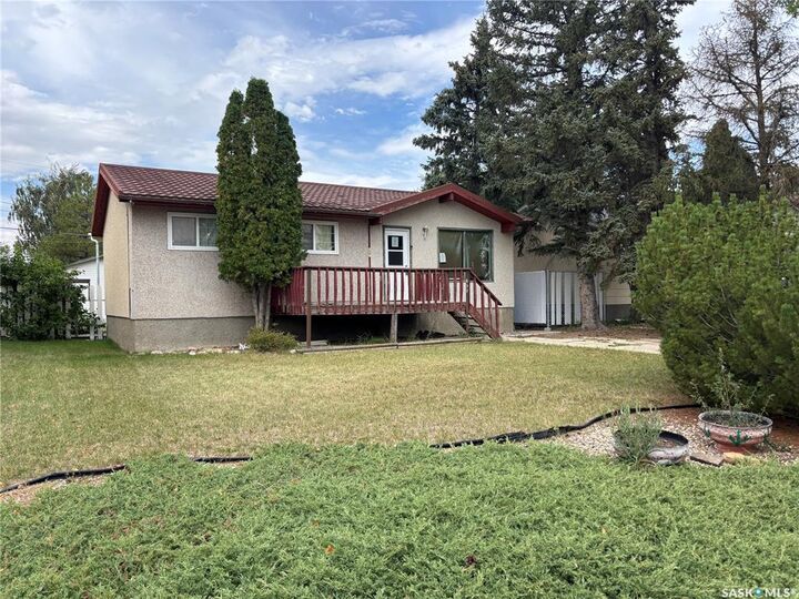 Property Photo:  105 Griffin Street  SK S0N 1N0 