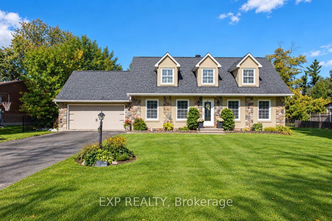 Property Photo: 1221 Fairway Drive ON K4M 1B3