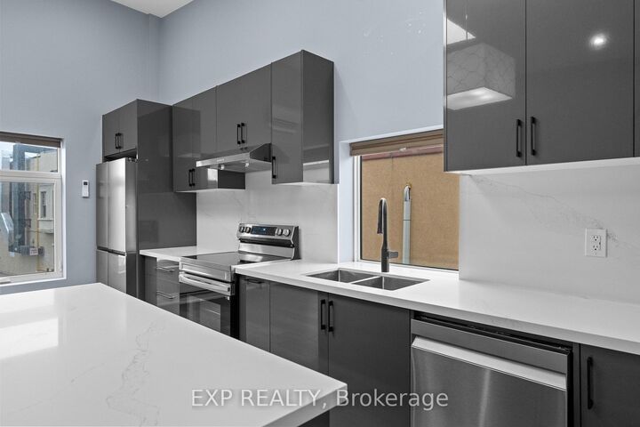 Property Photo:  5850 Ferry Street 1  ON L2G 1S9 