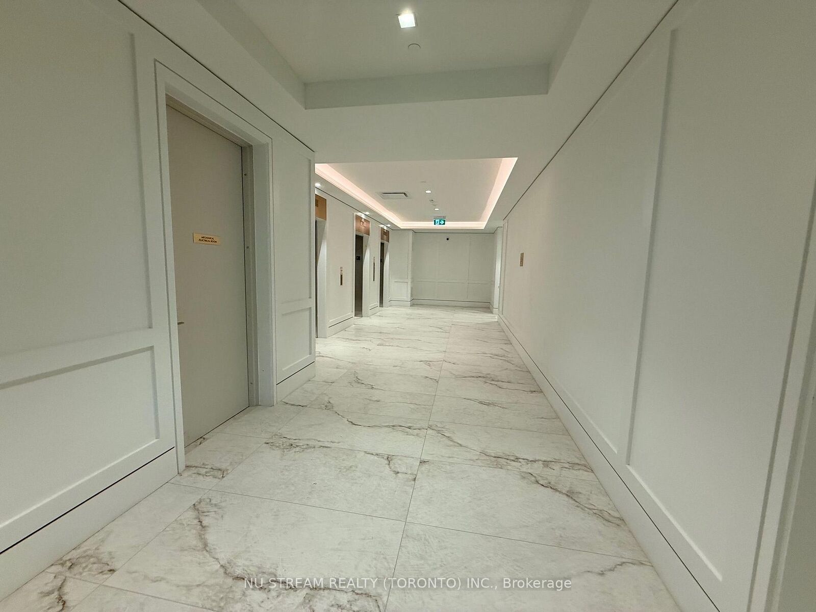Property Photo:  4000 Eglinton Avenue W 624  ON M9A 4M2 