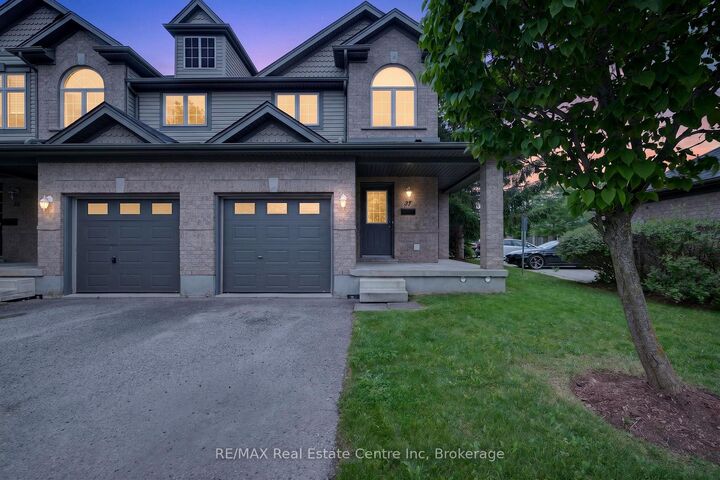 Property Photo:  30 Vaughan Street  ON N1G 0B6 
