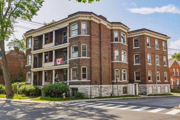 Property Photo: 244 Barrie Street 5 ON K7L 3K5