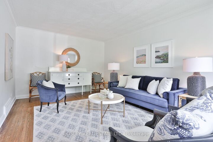 Property Photo:  69 Ravenscrest Drive  ON M9B 5N1 