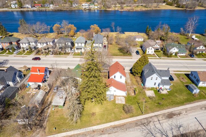 Photo de la propriété:  207 Front Street N  ON K0L 1L0 