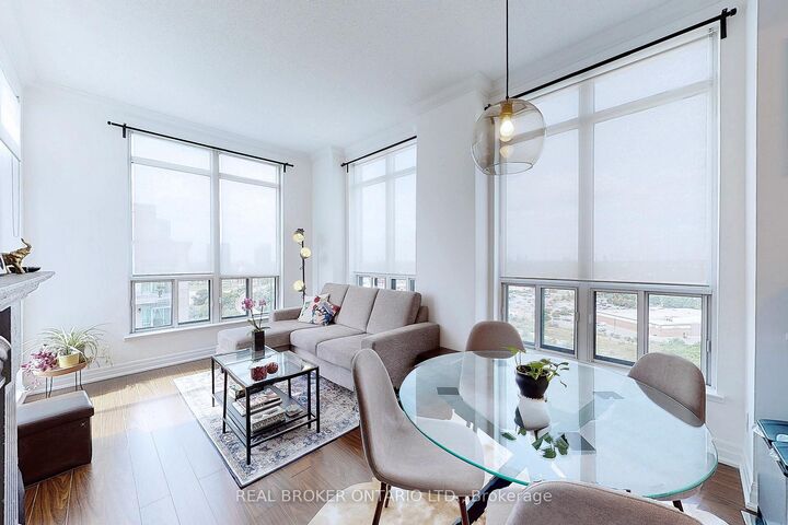 Property Photo:  2087 Lake Shore Boulevard W Ph7  ON M8V 4G3 