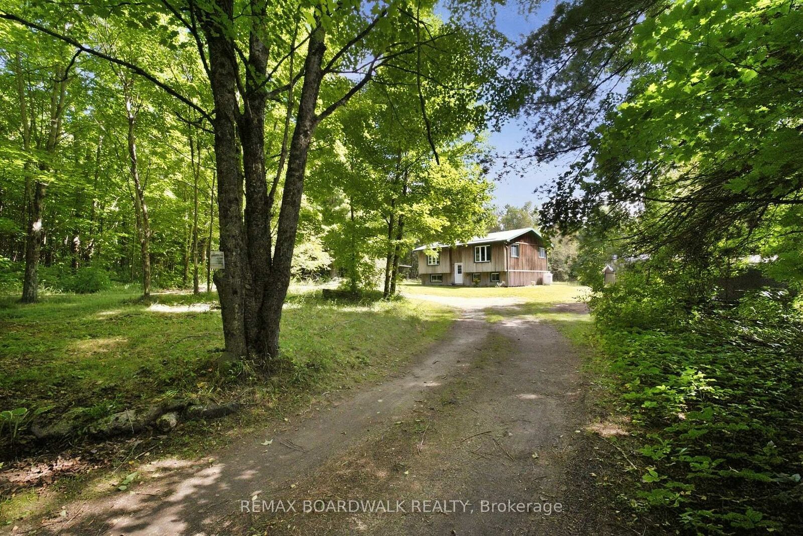 Property Photo:  6043 511 Highway  ON K0G 1K0 