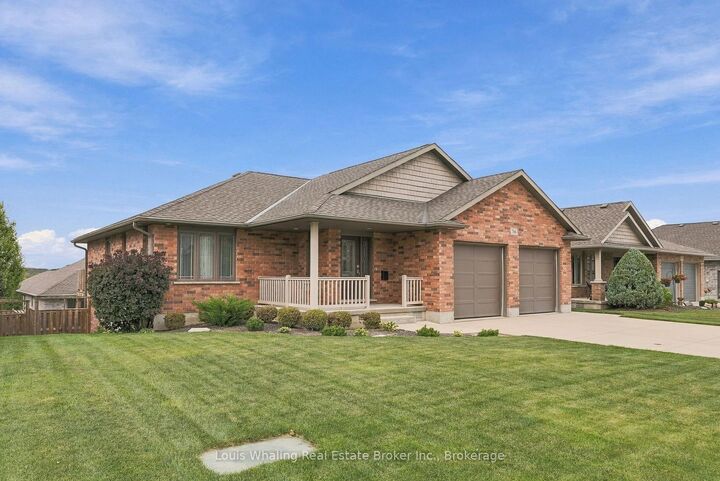 Property Photo:  766 15th Street  ON N4N 3W7 