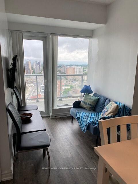 Property Photo:  158 King Street 2304  ON N2J 0E5 