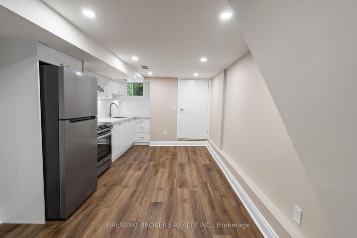 Property Photo:  134 Fulton Avenue  ON M4K 1Y1 