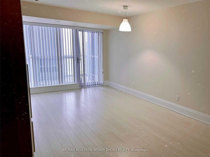 Property Photo:  120 Harrison Garden Boulevard 820  ON M2N 0C2 