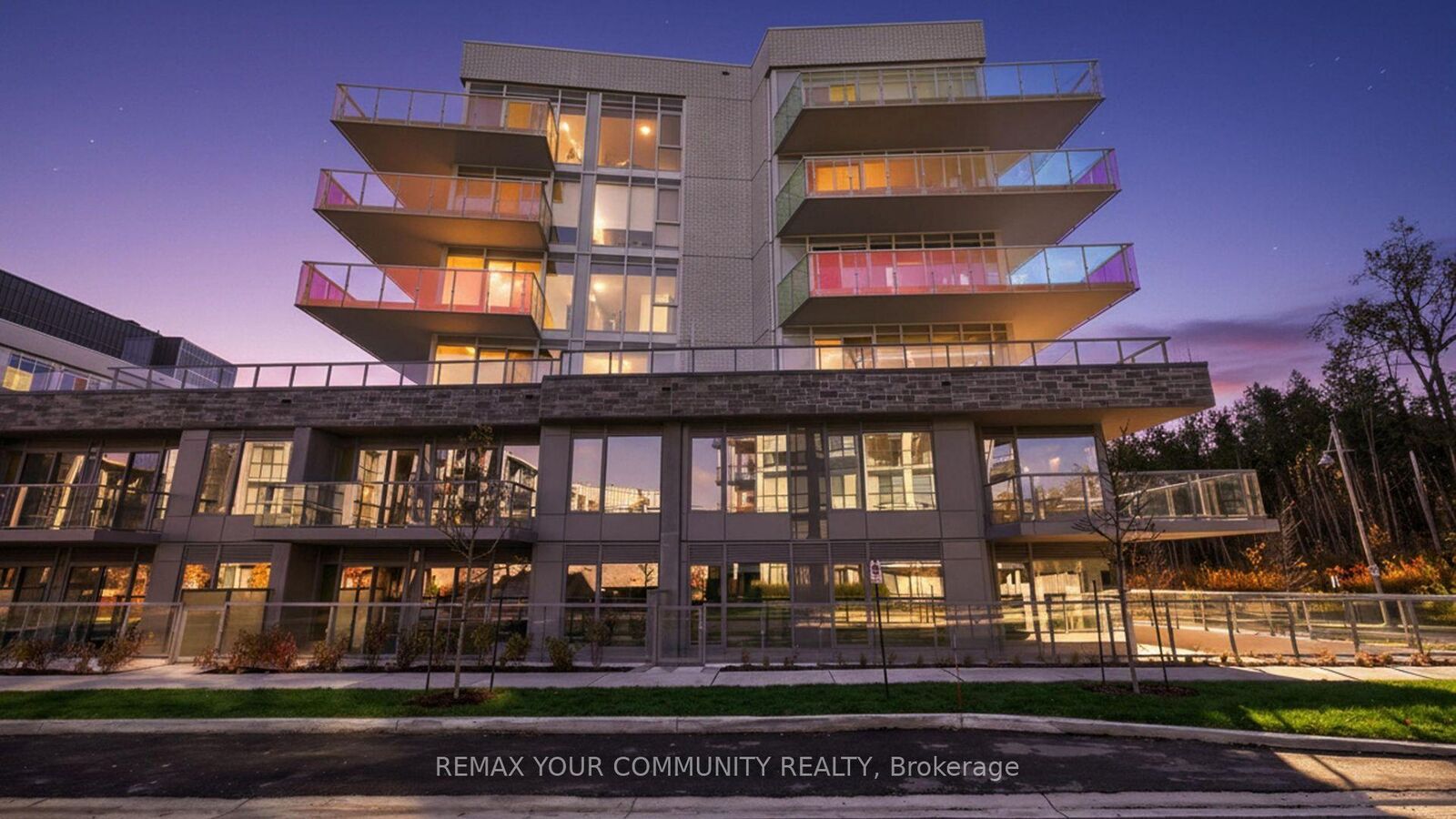Property Photo:  333 Sunseeker Avenue 126  ON L9S 0R6 