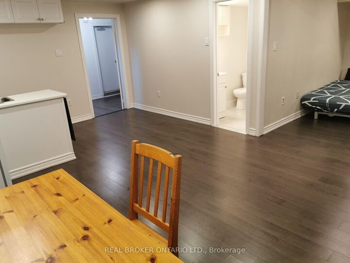 Property Photo:  40 Green Bush Road  ON M2M 1P3 