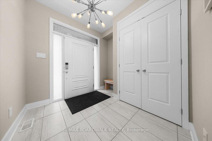 Property Photo:  620 Barry Helman Drive  ON K2J 4S2 