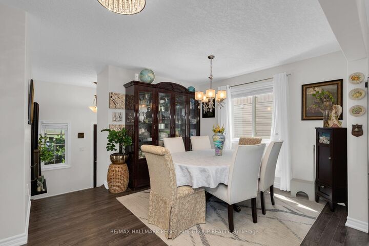Property Photo:  271 Quebec Street  ON L0M 1S0 