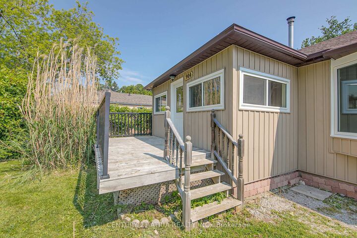 Property Photo:  904 Maplewood Drive N  ON L9S 1Y7 