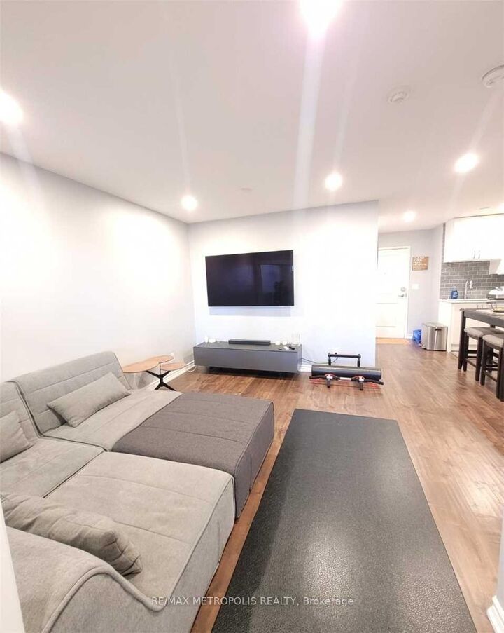 Property Photo:  35 Bastion Street 125  ON M5V 0C2 