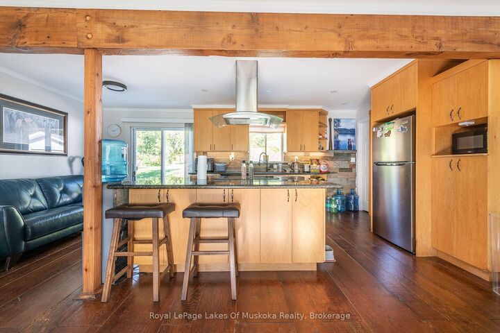 Property Photo:  462 Muskoka 3 Road N Upper  ON P1H 1C6 