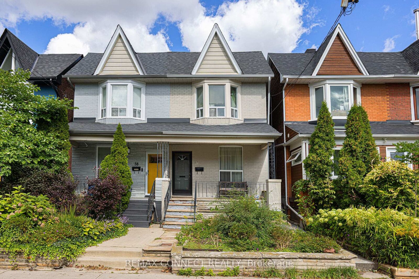Property Photo:  60 Hazelwood Avenue  ON M4J 1K5 