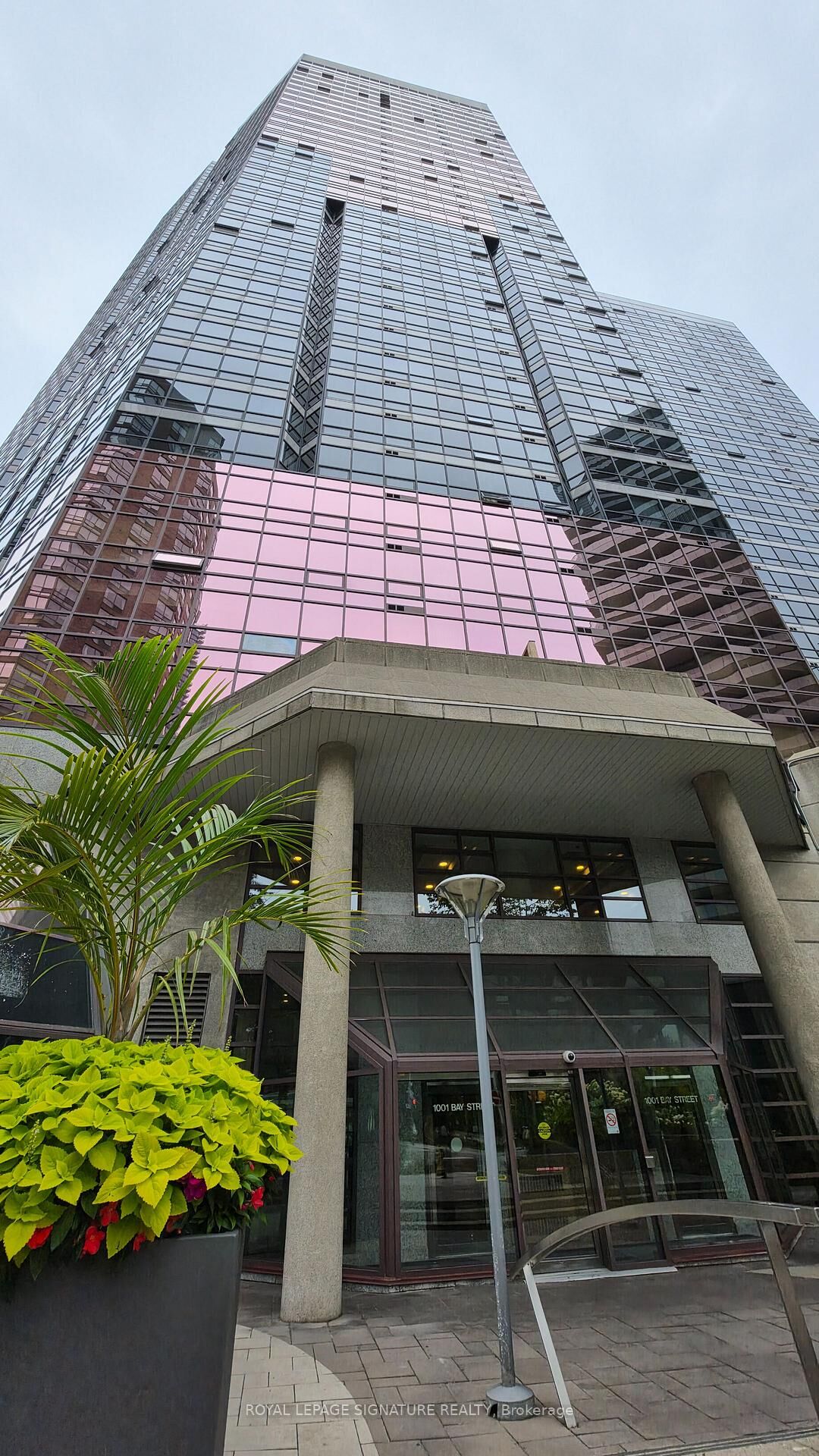 Property Photo:  1001 Bay Street 2019  ON M5S 3A6 